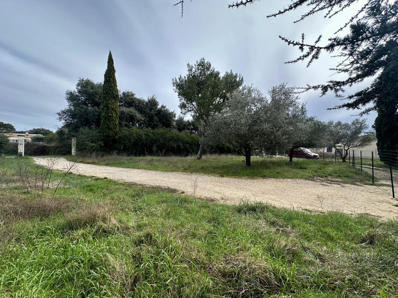 Terrain - 640 m²