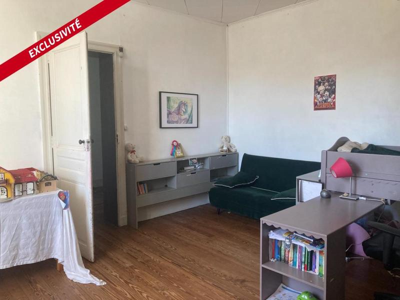 Maison - 301 m² - 11 pièces