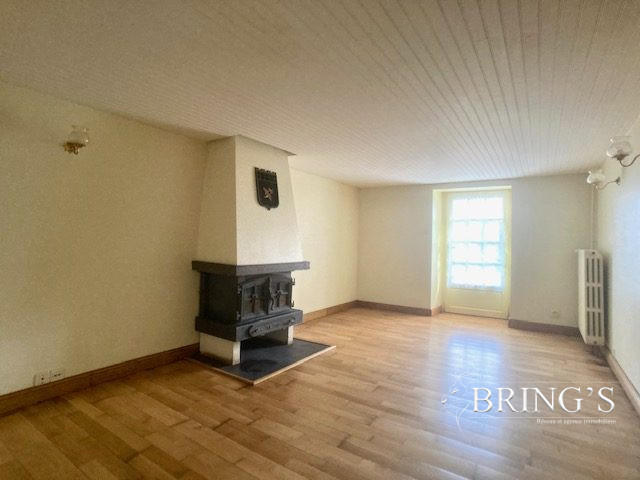 Maison - 92 m² - 5 pièces