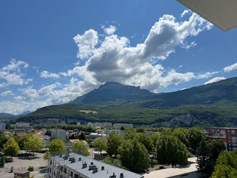 Appartement - 95 m² - 5 pièces