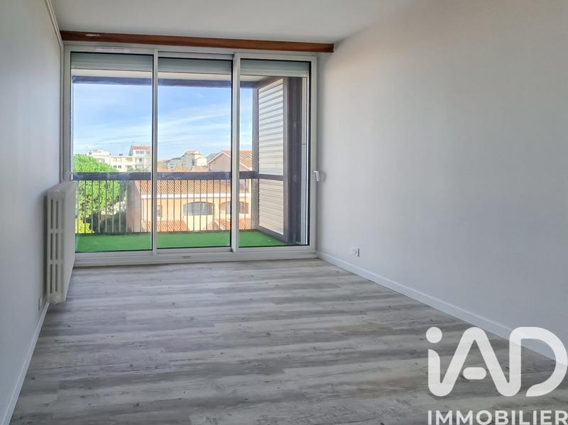 Appartement - 95 m² - 5 pièces