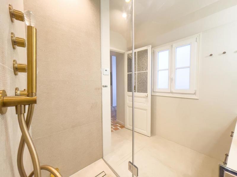 Appartement bourgeois - 54 m² - 2 pièces