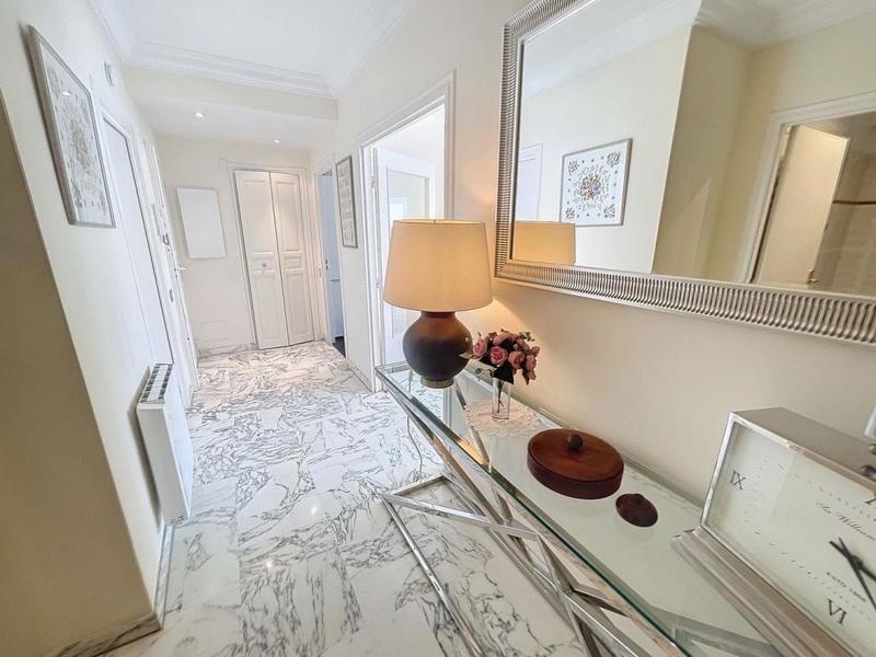 Appartement - 85 m² - 4 pièces