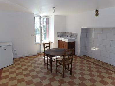 Maison en pierre - 45 m² - 2 pièces