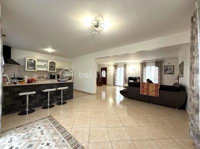 Maison d'architecte - 159 m² - 6 pièces