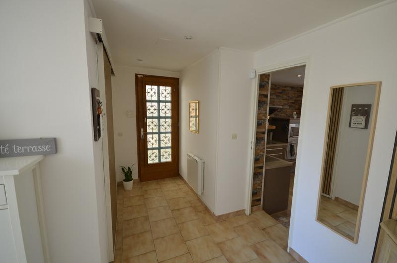Maison en pierre - 84 m² - 4 pièces