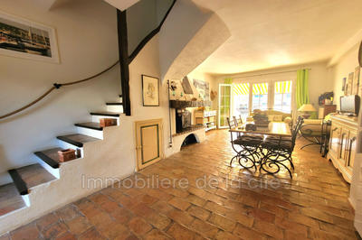 Maison - 83 m² - 5 pièces