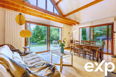 Maison - 230 m² - 6 pièces