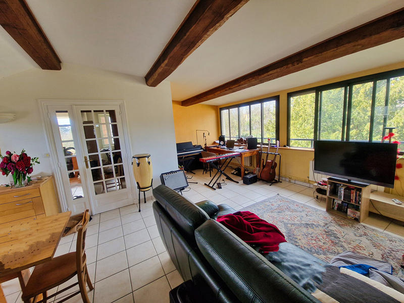 Maison - 329 m² - 9 pièces