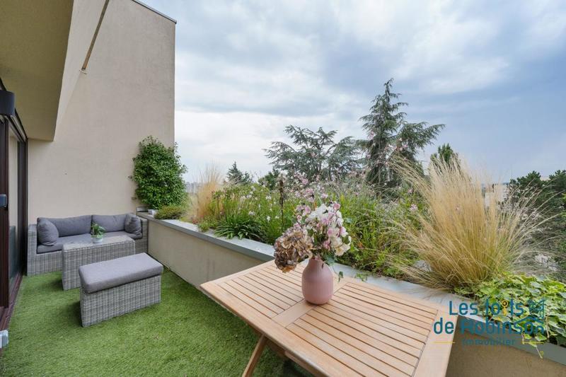 Duplex - 141 m² - 7 pièces