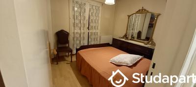 Chambre - 12 m² - 1 pièce