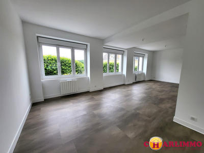 Appartement - 155 m² - 8 pièces