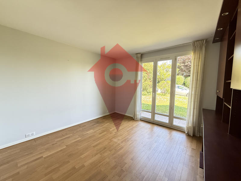 Maison - 194 m² - 8 pièces