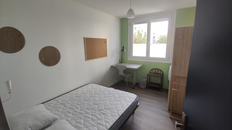 Appartement - 79 m² - 5 pièces