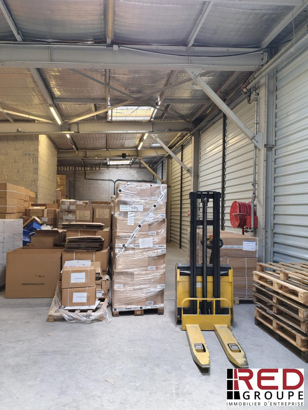 Entrepôt - 550 m²