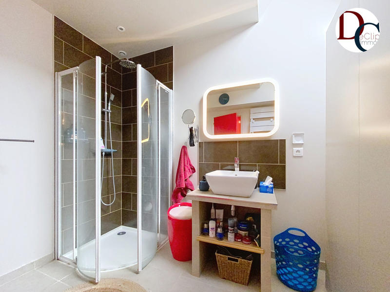 Maison - 190 m² - 10 pièces