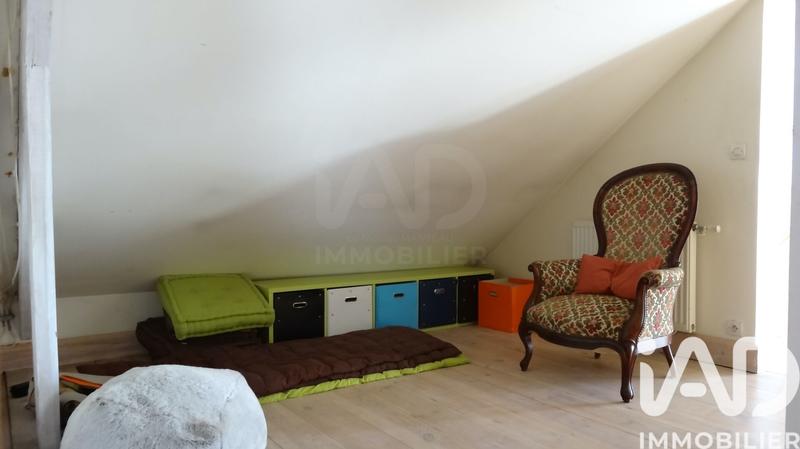 Maison - 263 m² - 7 pièces