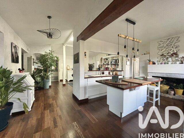 Maison - 158 m² - 4 pièces