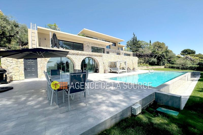 Villa - 390 m² - 10 pièces