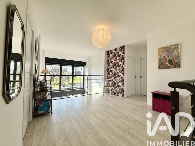 Maison - 274 m² - 12 pièces
