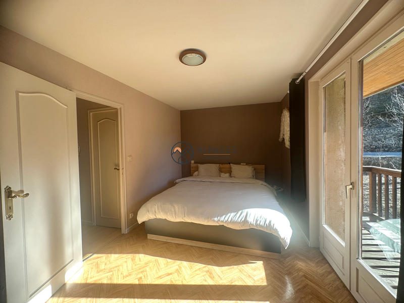 Appartement - 138 m² - 5 pièces