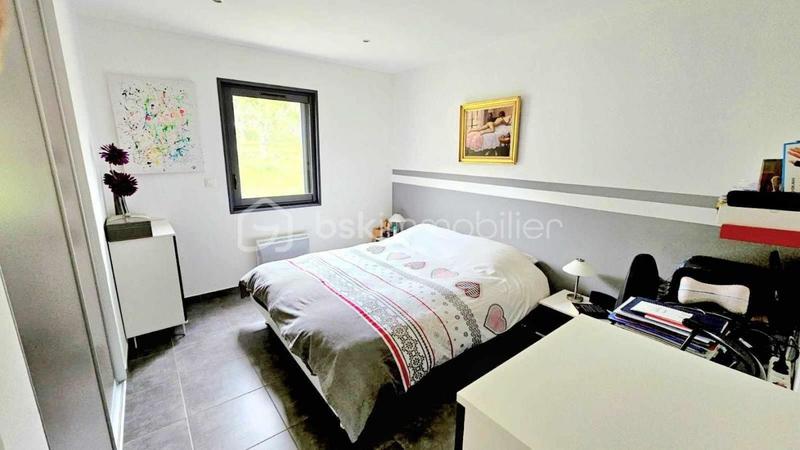 Maison - 102 m² - 5 pièces