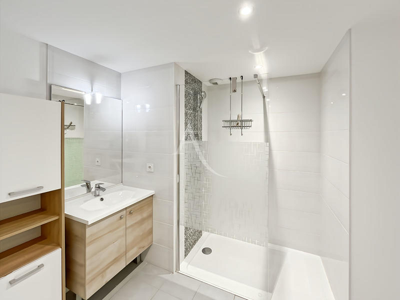 Appartement - 87 m² - 3 pièces