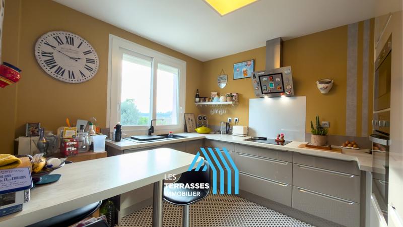 Maison ancienne - 181 m² - 8 pièces