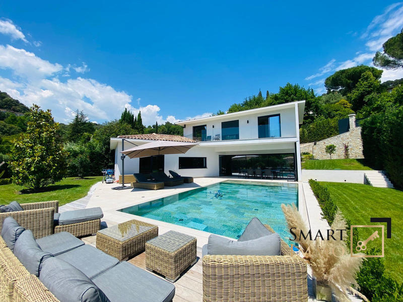 Villa - 230 m² - 6 pièces