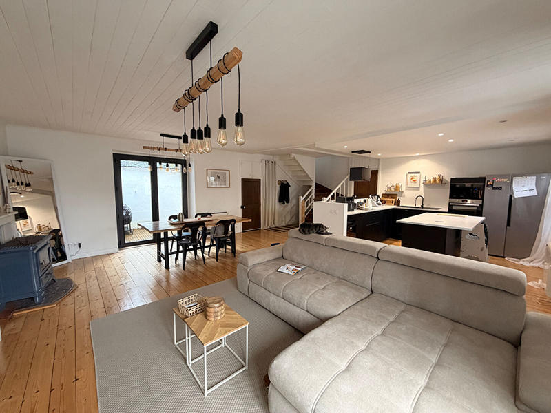 Maison - 150 m² - 5 pièces