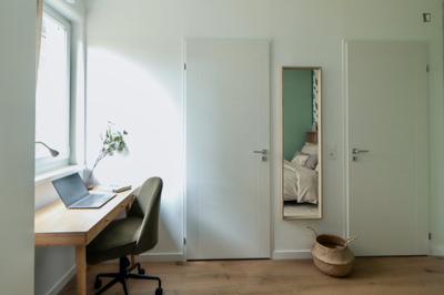 Chambre - 14 m² - 4 pièces