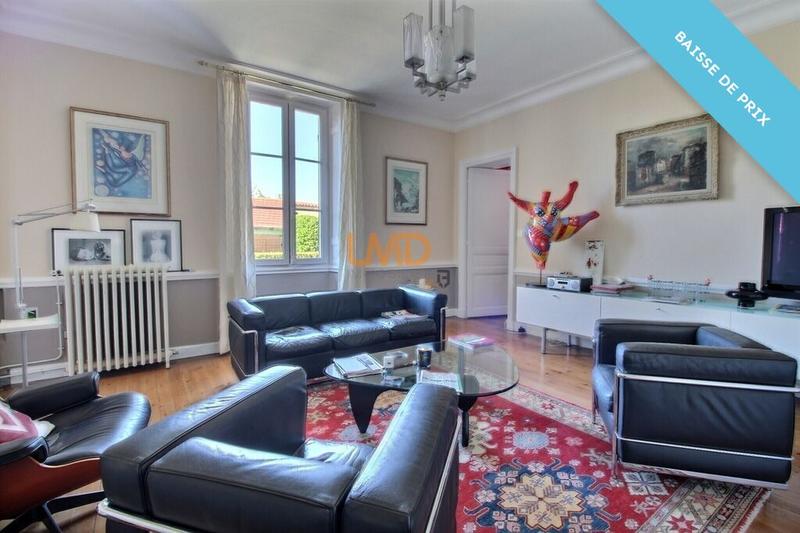 Maison bourgeoise - 217 m² - 6 pièces