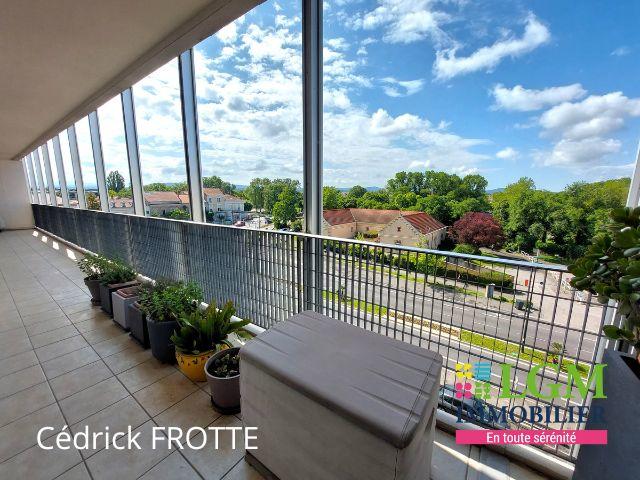 Appartement - 134 m² - 5 pièces