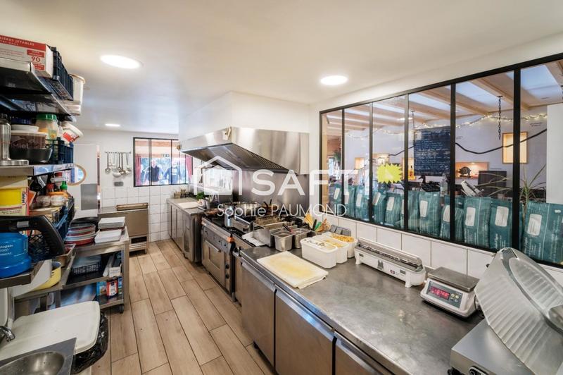 Local commercial - 135 m² - 5 pièces