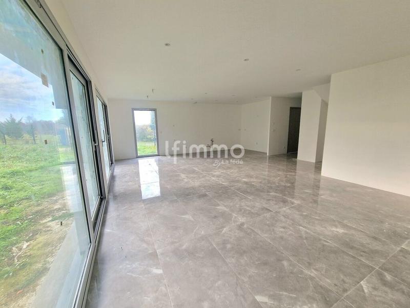 Villa - 145 m² - 4 pièces