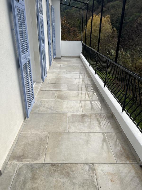 Appartement - 79 m² - 4 pièces