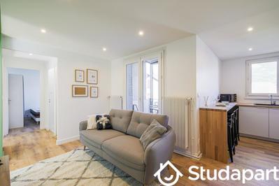 Chambre - 10 m² - 1 pièce