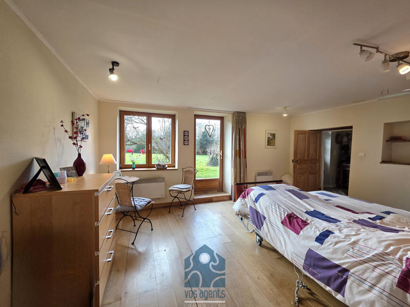 Maison - 185 m² - 7 pièces