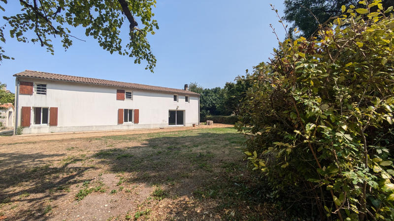 Maison - 142 m² - 6 pièces