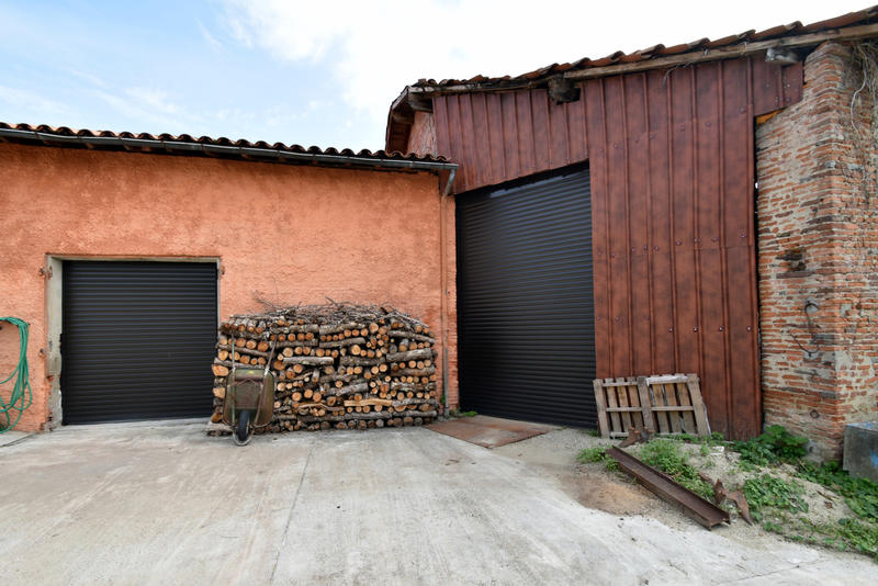 Maison - 220 m² - 5 pièces