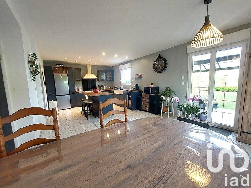 Maison - 143 m² - 7 pièces