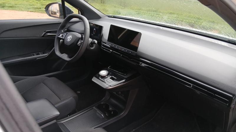 Mg Mg4 170 51 kWh Standard