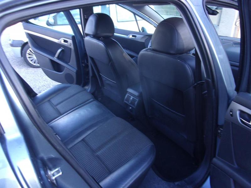 Peugeot 407 2.0 Hdi Signature