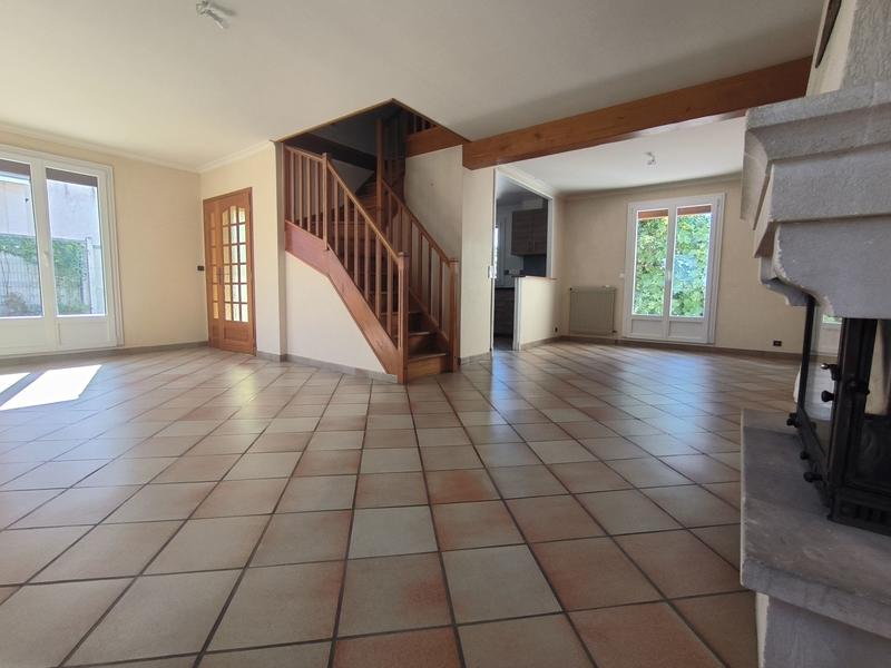 Maison - 155 m² - 9 pièces