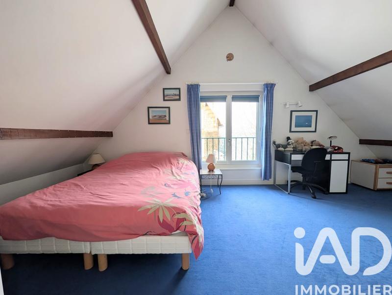 Maison - 237 m² - 8 pièces