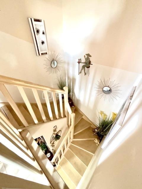 Maison traditionnelle - 88 m² - 4 pièces