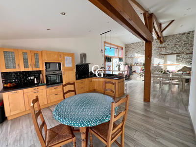 Maison - 145 m² - 5 pièces