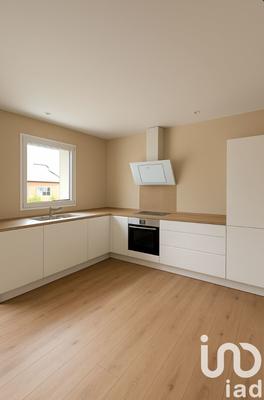 Maison - 105 m² - 4 pièces