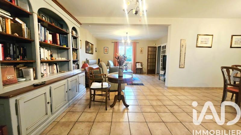 Maison - 190 m² - 6 pièces