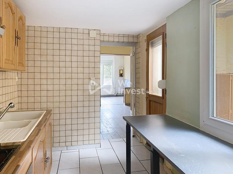 Maison - 90 m² - 5 pièces